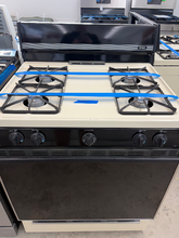 Load image into Gallery viewer, (T08625) Hotpoint Gas Stove - 8625