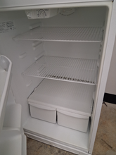 Load image into Gallery viewer, (T08258) Frigidaire Refrigerator - 8258