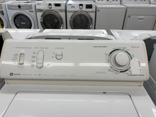 Load image into Gallery viewer, (T08812) Maytag Washer and Electric Dryer Set - 8641-8642