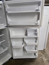 Load image into Gallery viewer, (T08654) Kenmore Refrigerator - 8654