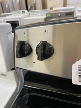 Load image into Gallery viewer, GE Stainless Electric Stove - 5515