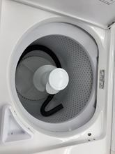 Load image into Gallery viewer, (T08811) Kenmore Washer and Electric Dryer Set - 8725-8726