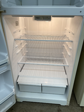 Load image into Gallery viewer, GE Refrigerator - 6175