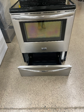 Load image into Gallery viewer, Frigidaire Electric Stove - 5935