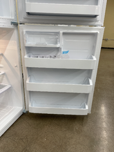 Load image into Gallery viewer, GE 21.2-cu ft Top-Freezer Refrigerator - White - 5982