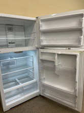 Load image into Gallery viewer, GE Refrigerator - 5617