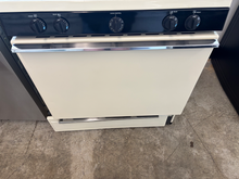 Load image into Gallery viewer, (T08736) Hotpoint Gas Stove - 8736