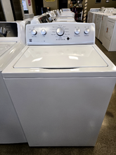 Load image into Gallery viewer, Kenmore Washer - 7833