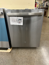 Load image into Gallery viewer, GE Stainless Dishwasher - T07309