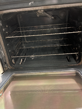 Load image into Gallery viewer, Whirlpool Gas Stove - 5580