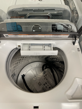 Load image into Gallery viewer, Maytag 5.3 cu ft Washer and 7.4 cu ft Gas Dryer - 6043 - 6051