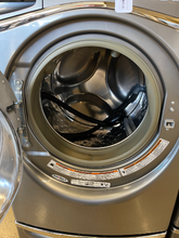 Load image into Gallery viewer, Whirlpool on Pedestal Washer - 6166