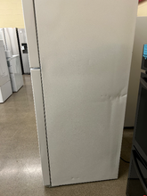 Load image into Gallery viewer, Frigidaire 18.3 cu ft White Top Freezer Refrigerator - 7694