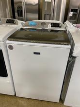 Load image into Gallery viewer, Maytag 5.3 cu ft Washer and 7.4 cu ft Gas Dryer - 6043 - 6051