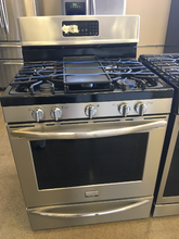 Load image into Gallery viewer, Frigidaire Gallery Gas Stove - 5071