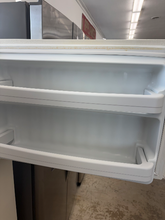 Load image into Gallery viewer, (T08746) GE Refrigerator - 8746