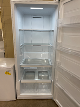 Load image into Gallery viewer, GE 21.3 cu. ft Upright Freezer - 5709