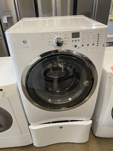 Load image into Gallery viewer, Electrolux Front Load Washer - 5856