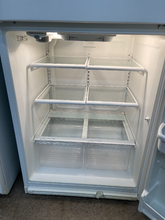Load image into Gallery viewer, Whirlpool Refrigerator - 5620