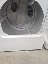 Load image into Gallery viewer, (T08489) Whirlpool Washer and Gas Dryer Set - 8299-8318