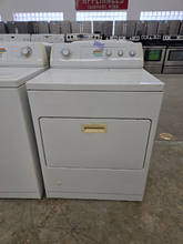 Load image into Gallery viewer, Whirlpool Washer and Gas Dryer Set- 8071