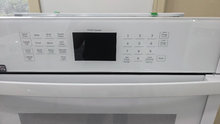 Load image into Gallery viewer, (T05984) GE 27 in Built-In Double Wall Oven White - 5984