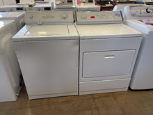 Load image into Gallery viewer, Whirlpool Washer and Gas Dryer Set - 5264 - 4061