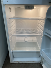 Load image into Gallery viewer, Whirlpool Refrigerator - 5450