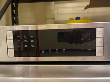Load image into Gallery viewer, Bosch Stainless Wall Oven - 1543
