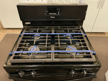 Load image into Gallery viewer, Whirlpool Gas Stove - 5374