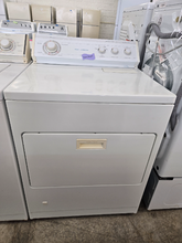 Load image into Gallery viewer, (T08818) Whirlpool Washer and Gas Dryer Set - 8818