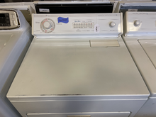 Load image into Gallery viewer, Whirlpool Washer and Gas Dryer Set - 5558 - 5559