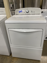 Load image into Gallery viewer, Kenmore Washer and Gas Dryer Set - 6029 - 6028