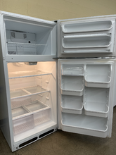 Load image into Gallery viewer, Kenmore Refrigerator - 5872