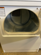 Load image into Gallery viewer, Maytag Washer and Gas Dryer Set - 5484 - 5482