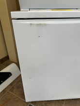 Load image into Gallery viewer, Frigidaire Tower Washer and Gas Dryer Set - 7672