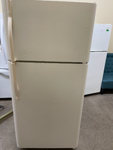 Load image into Gallery viewer, GE Refrigerator - 5283
