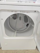Load image into Gallery viewer, Maytag Washer and Gas Dryer Set - 8052-8084