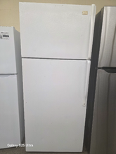 Load image into Gallery viewer, Frigidaire 18.3 cu ft Black Top Freezer Refrigerator - 7686
