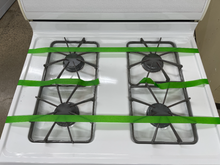 Load image into Gallery viewer, Magic Chef Gas Stove - 5627