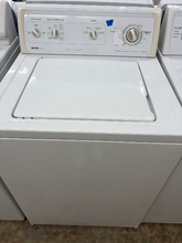 Load image into Gallery viewer, (T08811) Kenmore Washer and Electric Dryer Set - 8725-8726