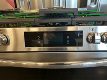 Load image into Gallery viewer, Frigidaire Gallery Gas Stove - 7224