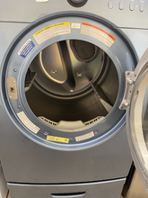 Load image into Gallery viewer, Samsung Gas Dryer with Pedestal - 5895