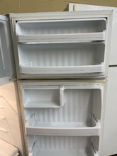 Load image into Gallery viewer, Hotpoint Refrigerator - 5478