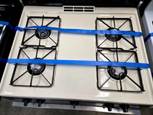 Load image into Gallery viewer, HotPoint Gas Stove - 8024