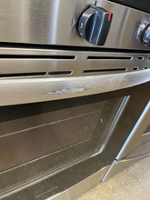 Load image into Gallery viewer, Frigidaire Gas Stove - 4014