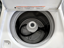 Load image into Gallery viewer, Hotpoint Washer - 8242