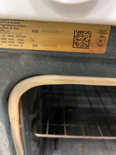 Load image into Gallery viewer, Amana Gas Stove - 5688