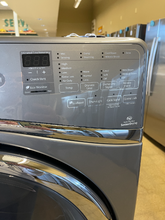 Load image into Gallery viewer, Whirlpool Washer and Gas Dryer Set - 6166 - 6127
