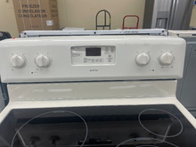 Load image into Gallery viewer, Maytag Bisque Electric Stove - 5886